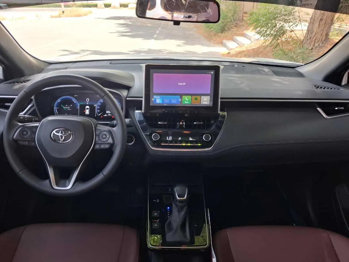 Car image 15