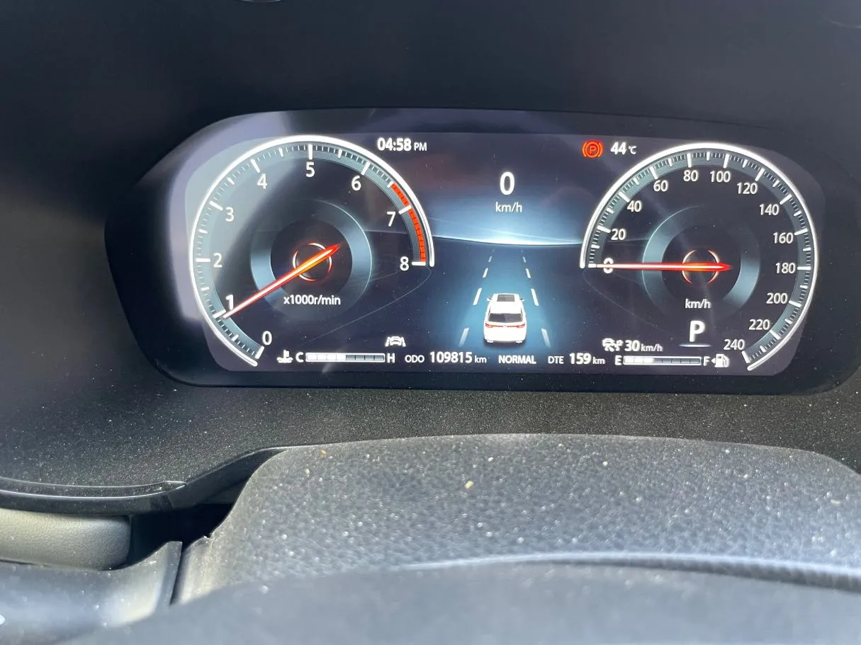 Car image 21