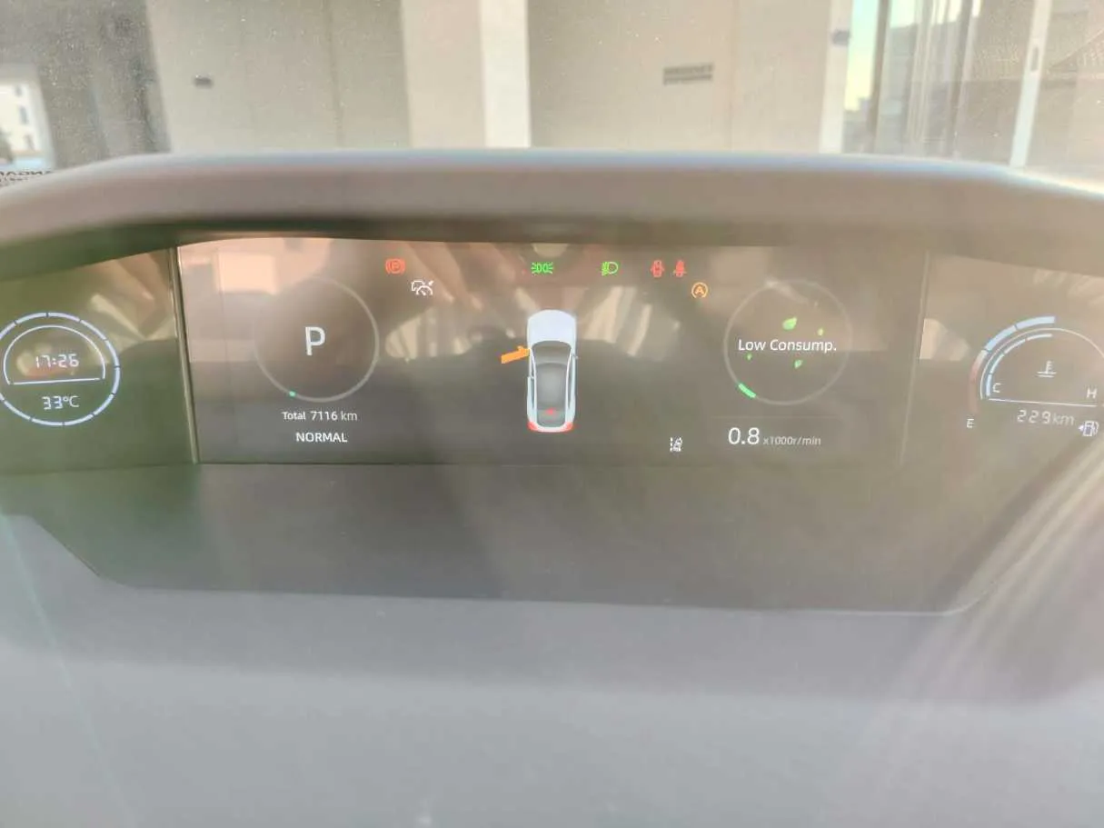 Car image 29