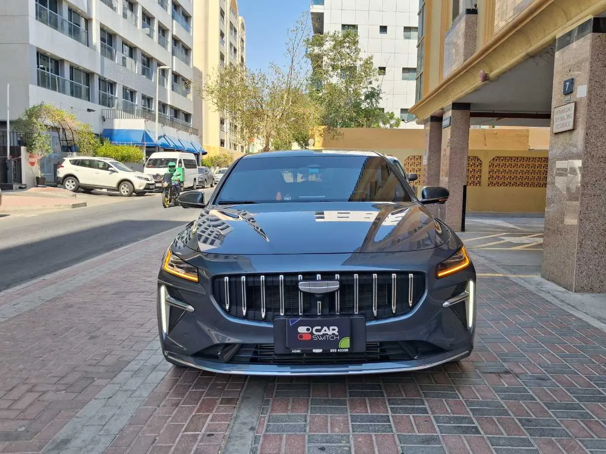 Car image 2