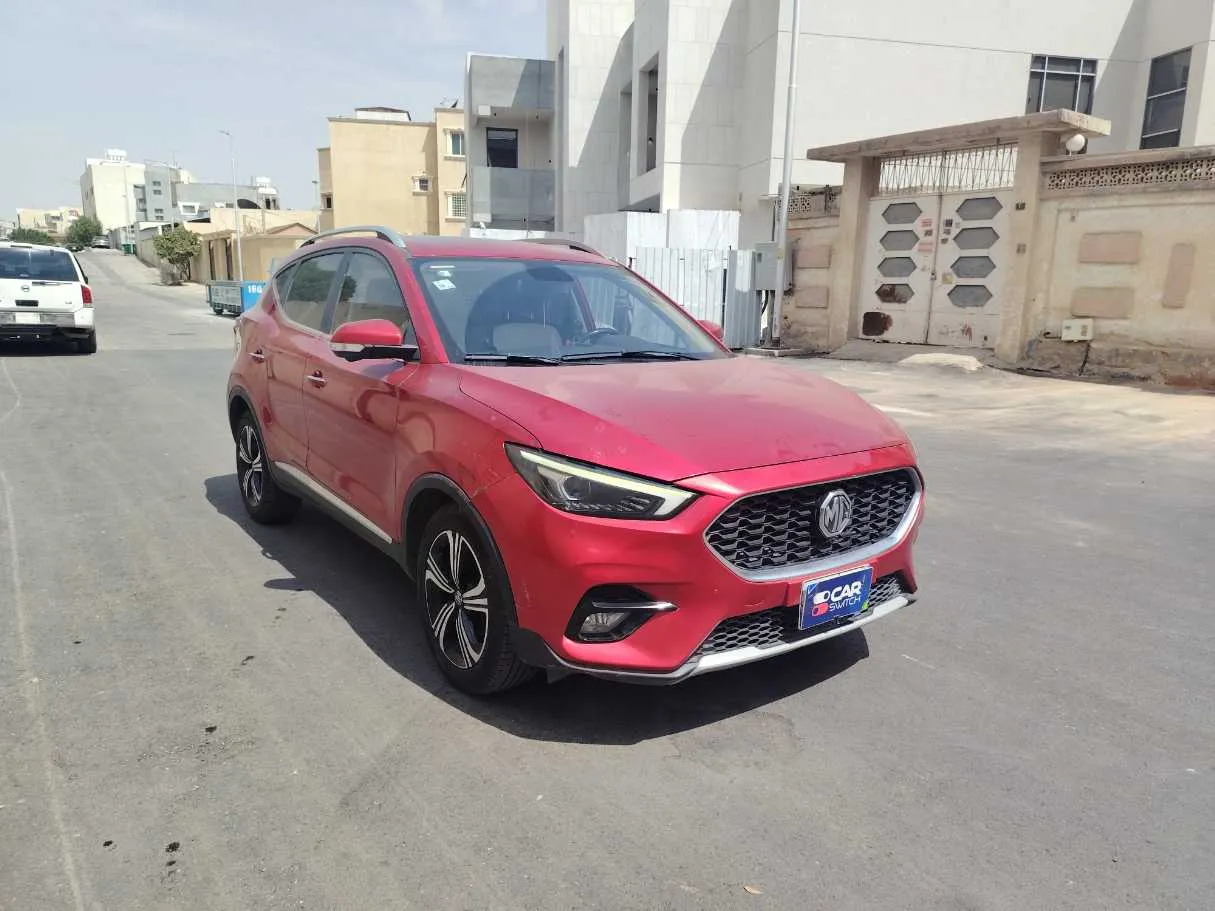 Car image 3