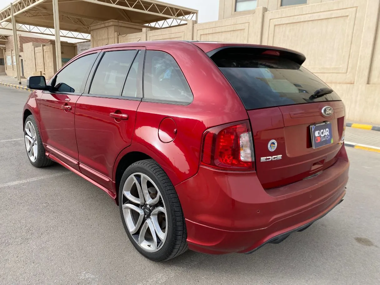 Car image 7