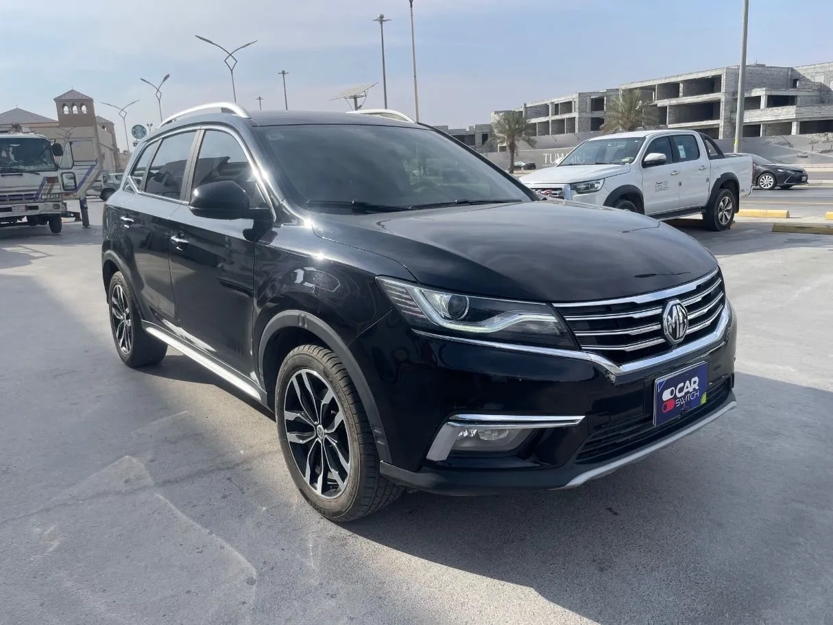 Car image 3
