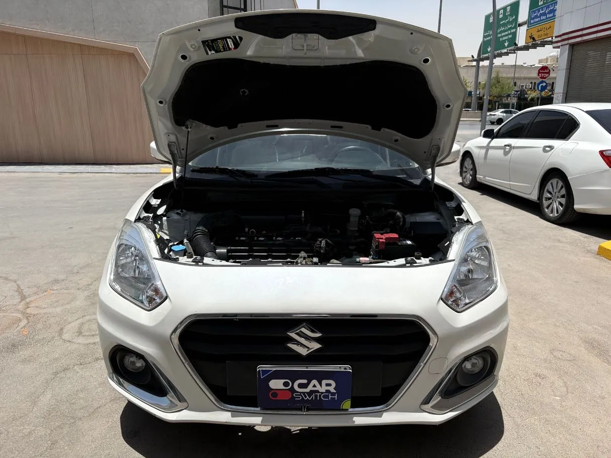 Car image 27