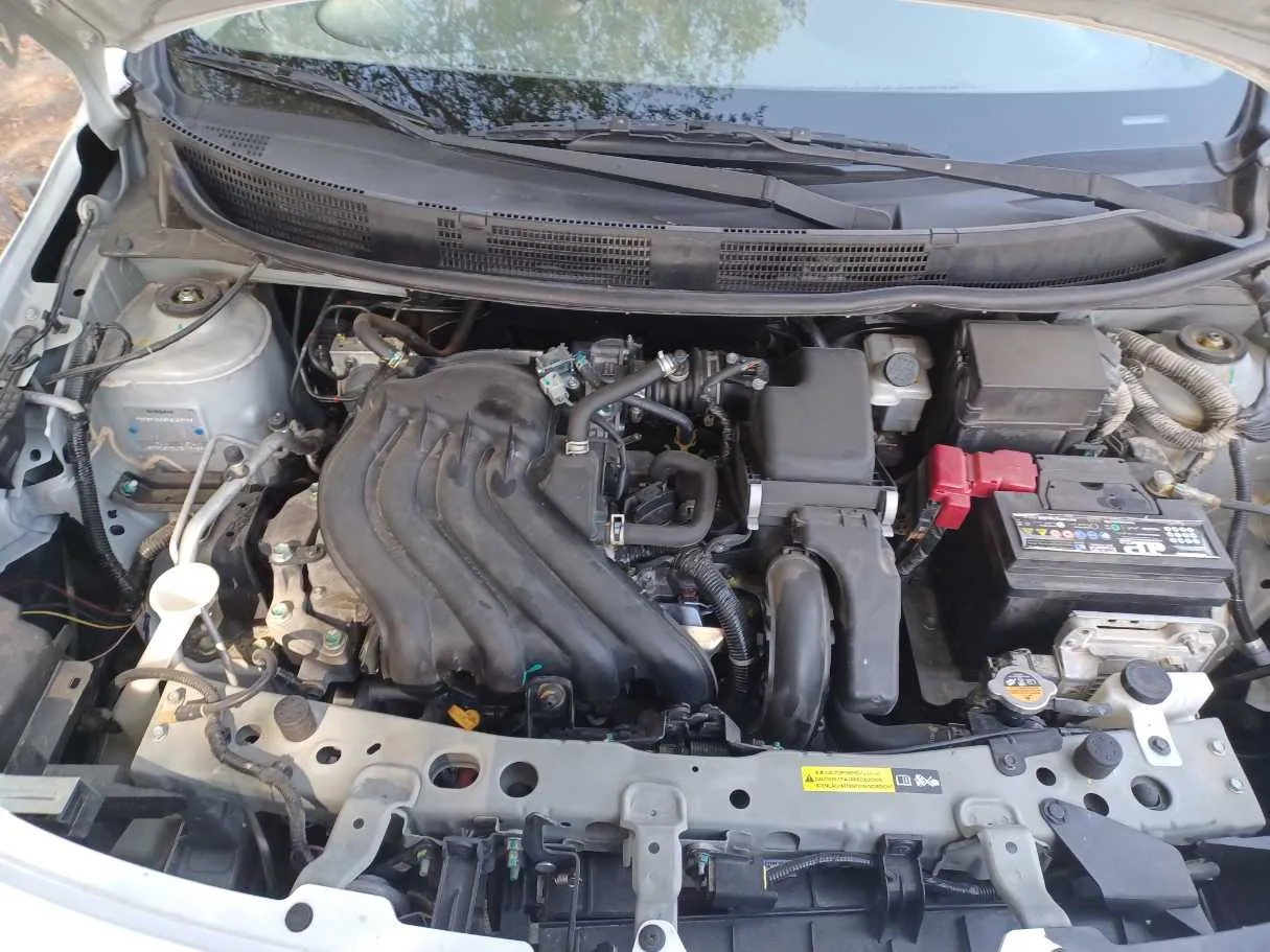 Car image 22