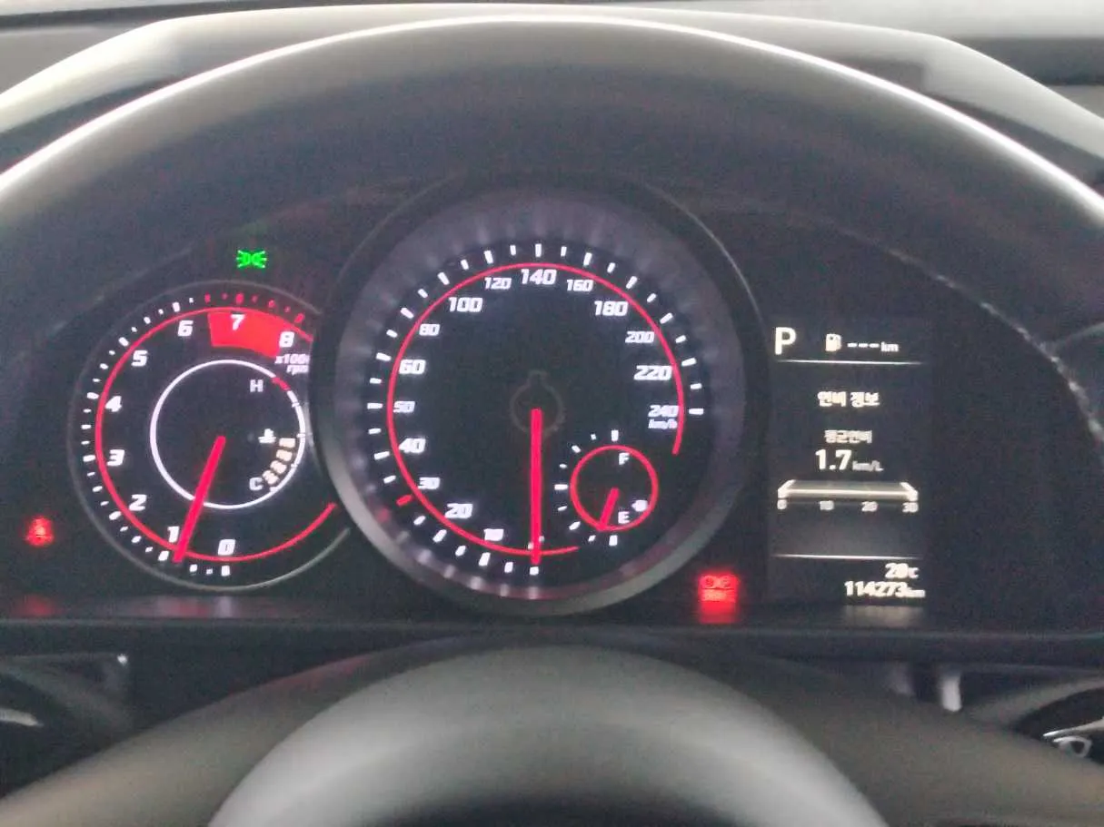 Car image 21