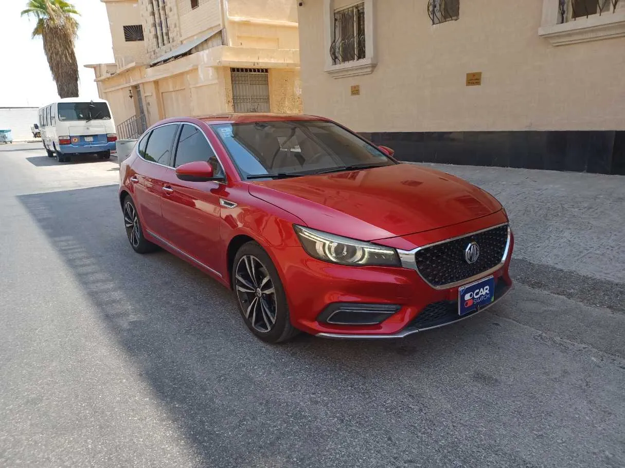 Car image 3