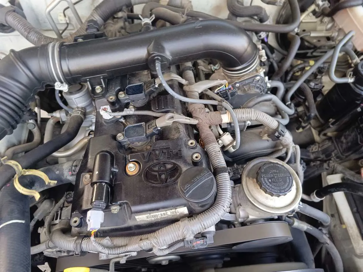 Car image 30