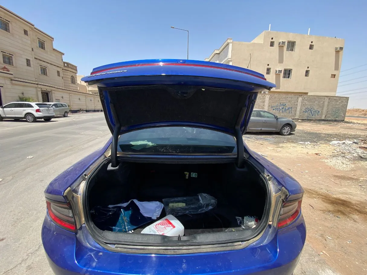 Car image 21
