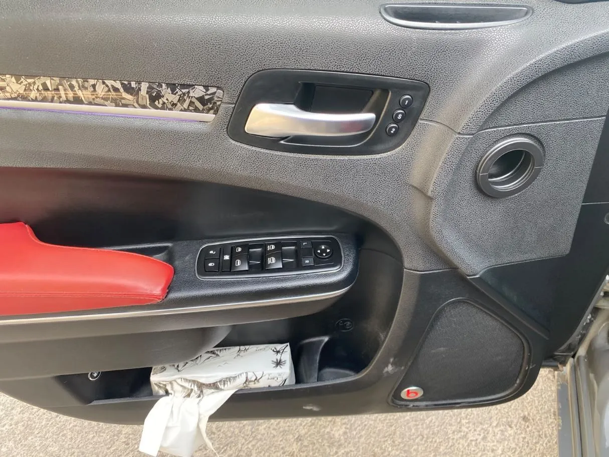 Car image 22