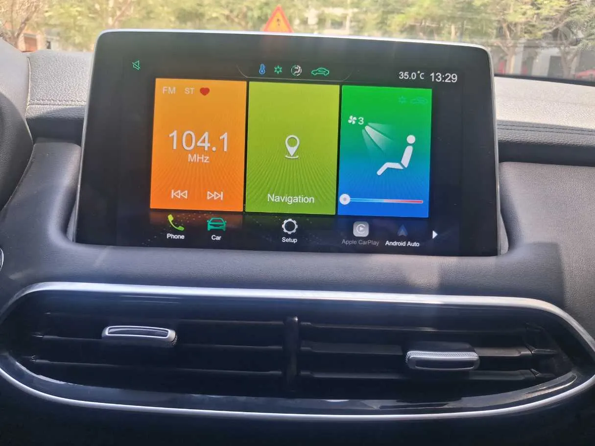 Car image 16