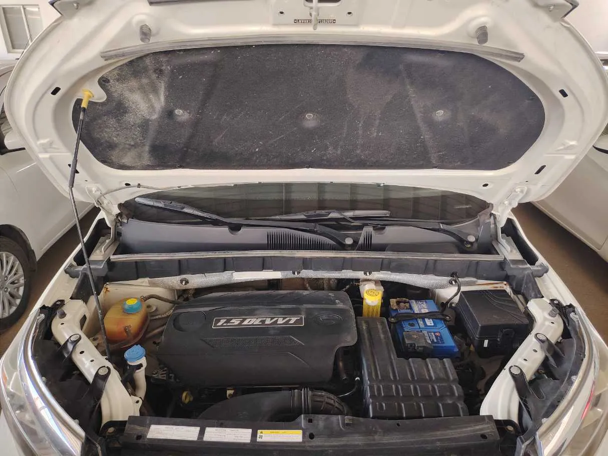 Car image 29