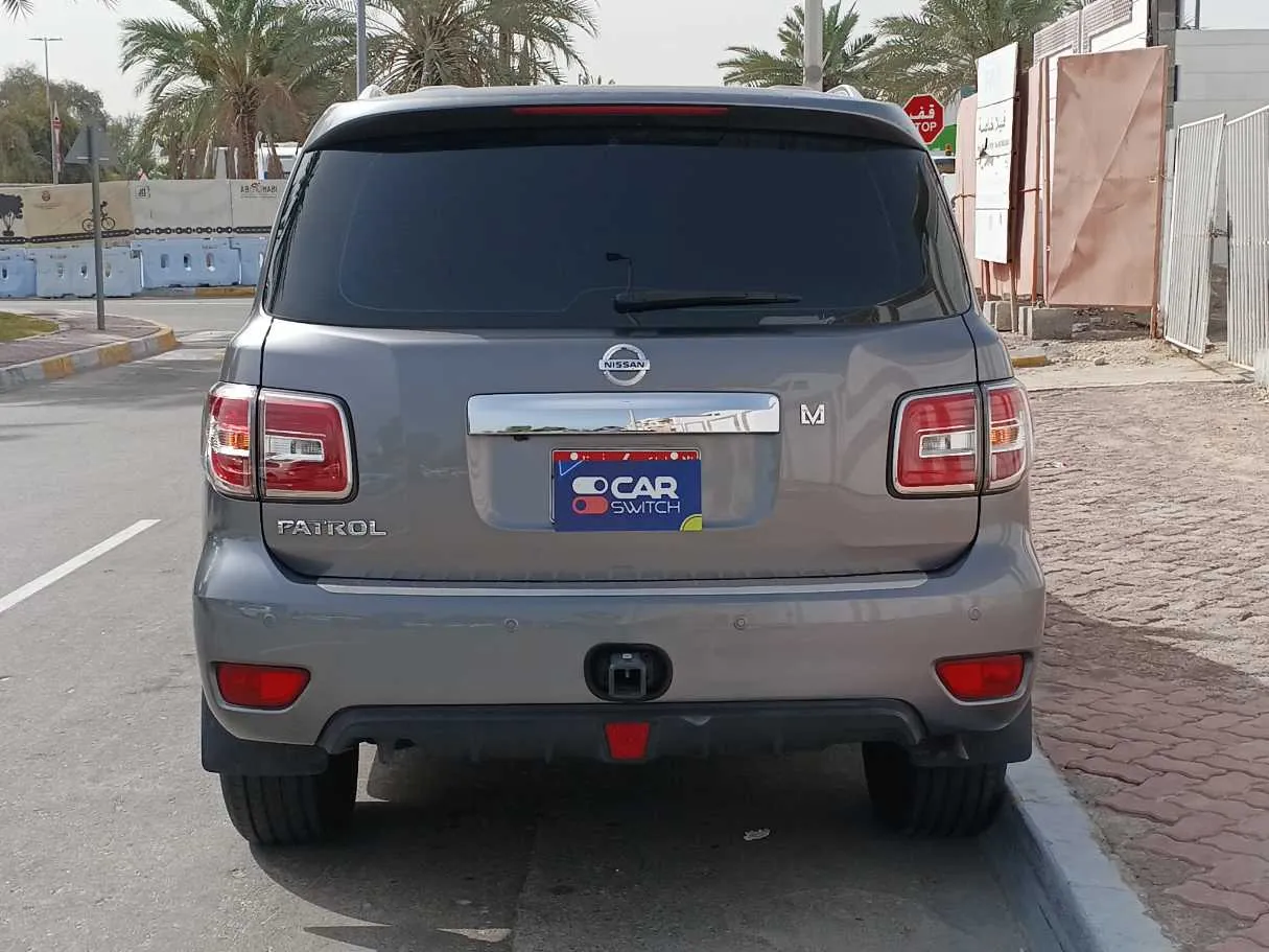 Car image 6