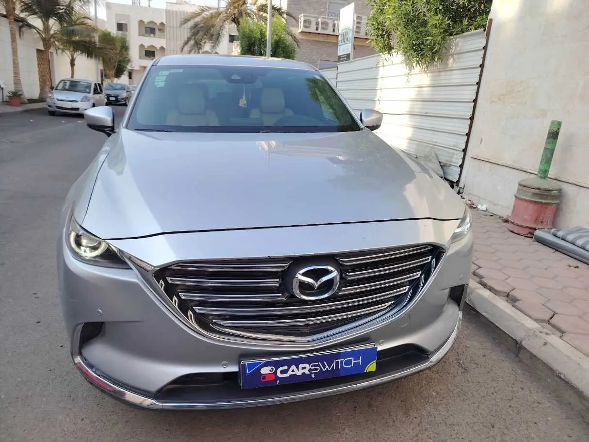 Car image 2