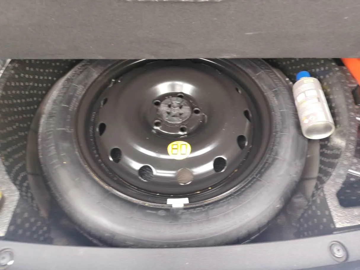 Car image 31