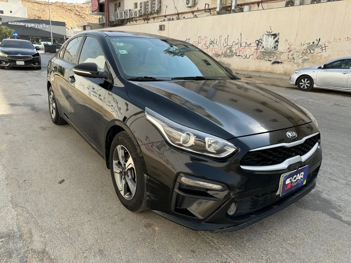 Car image 3