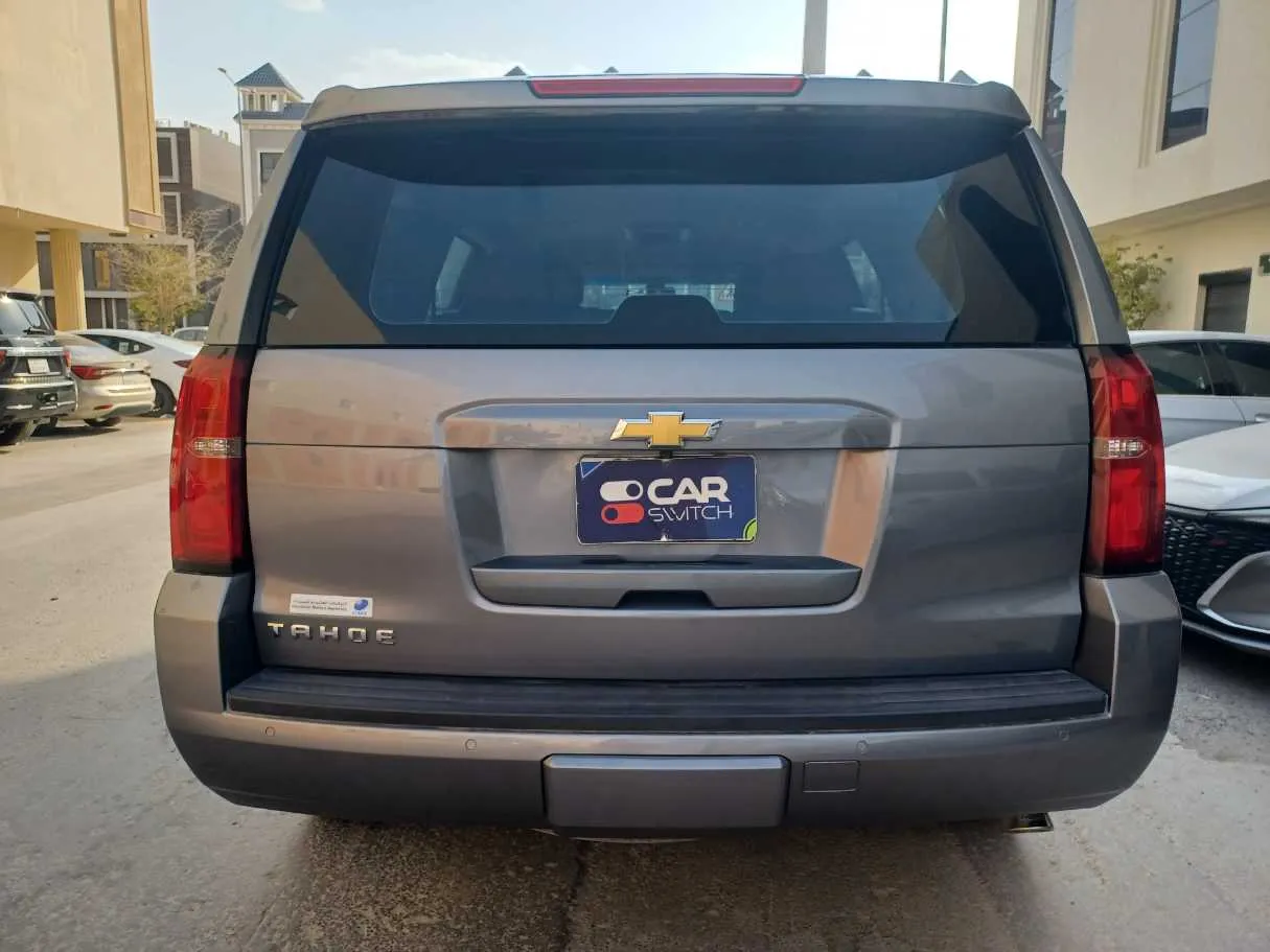 Car image 6