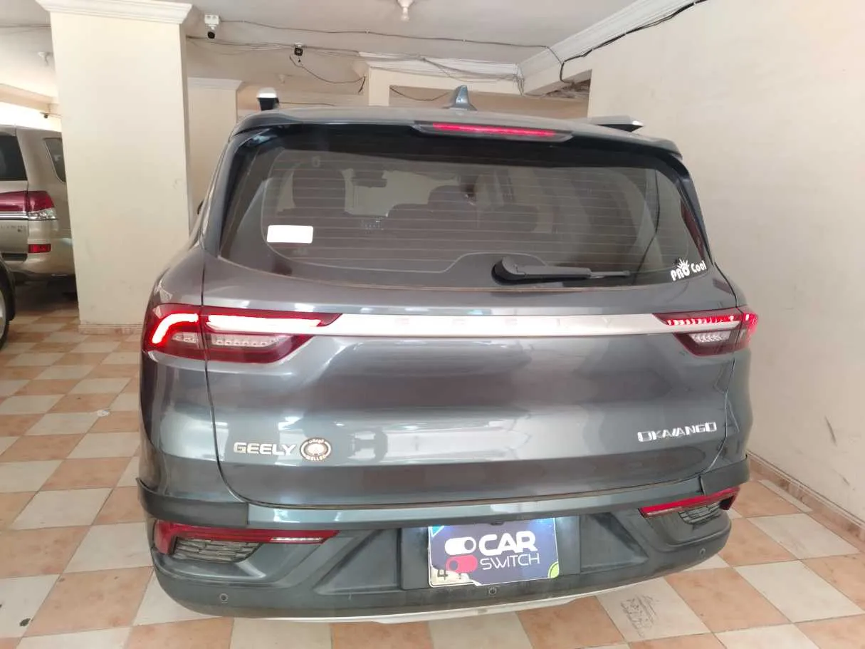 Car image 6
