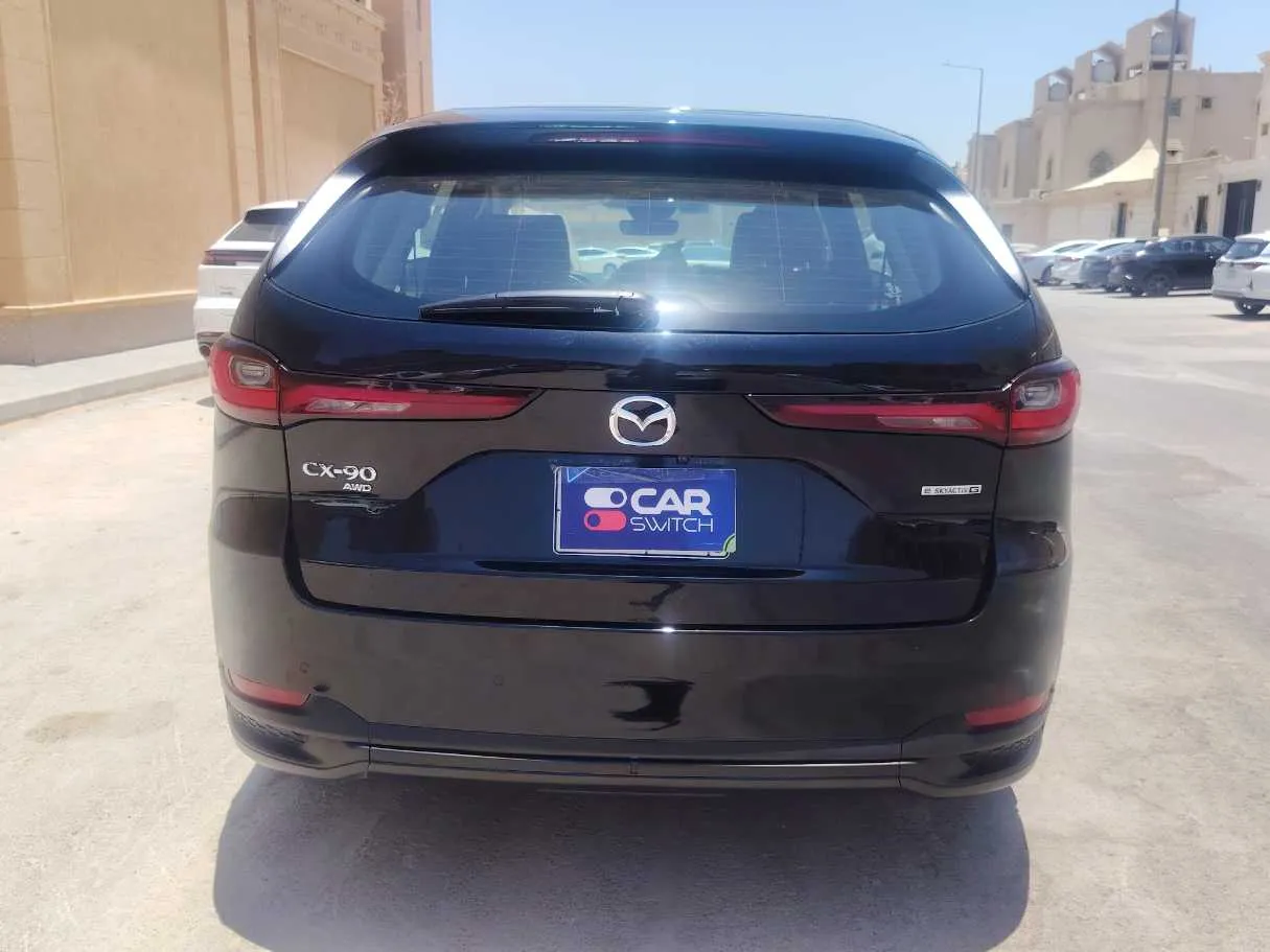 Car image 6