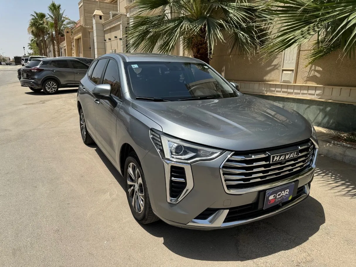 Car image 3