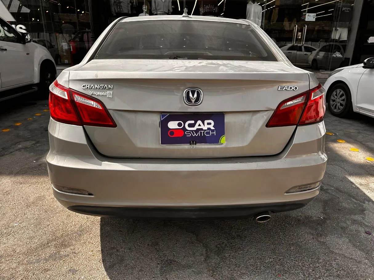 Car image 6
