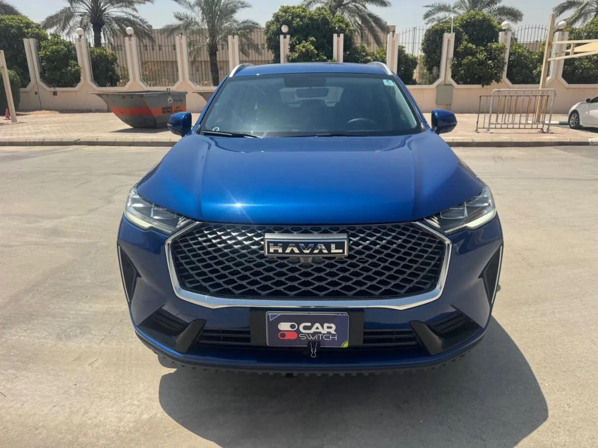 Car image 2
