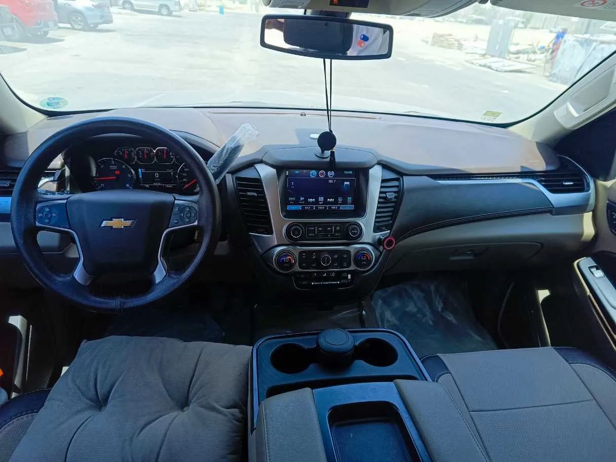 Car image 20
