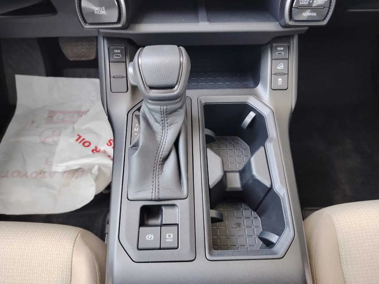 Car image 22
