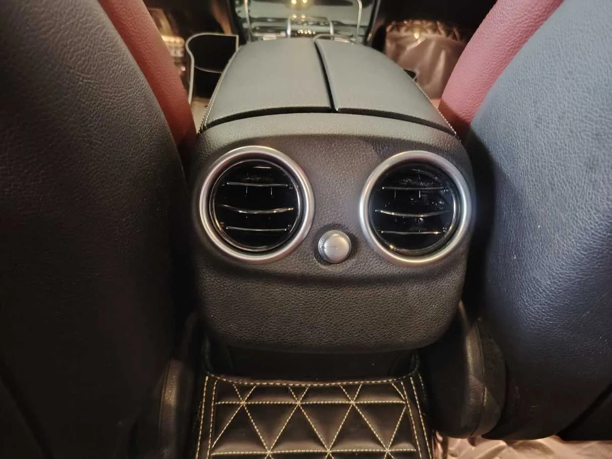 Car image 45