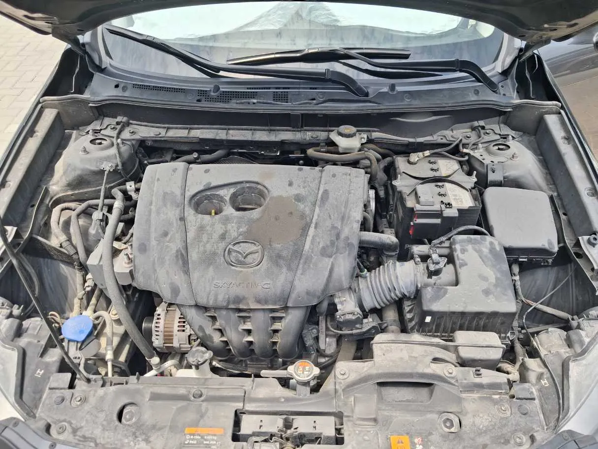 Car image 21