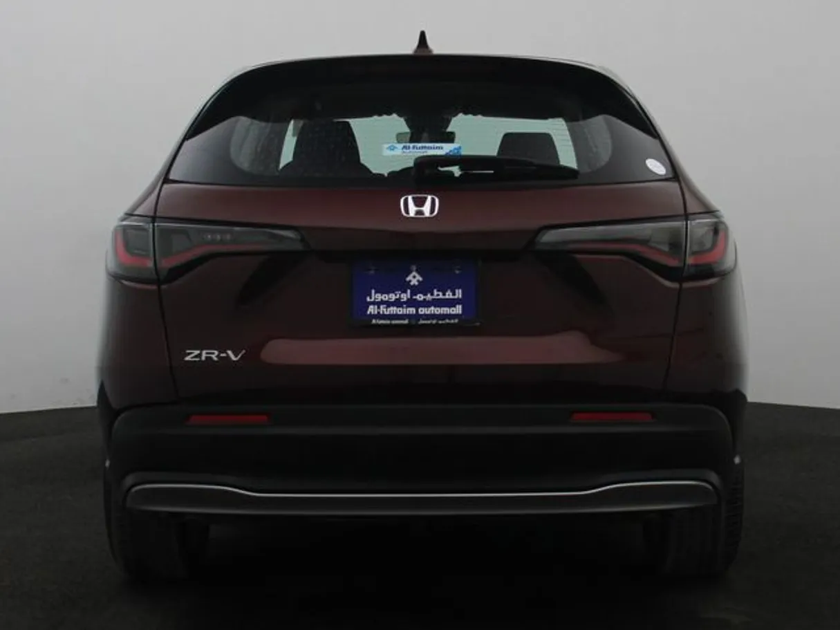 Car image 12