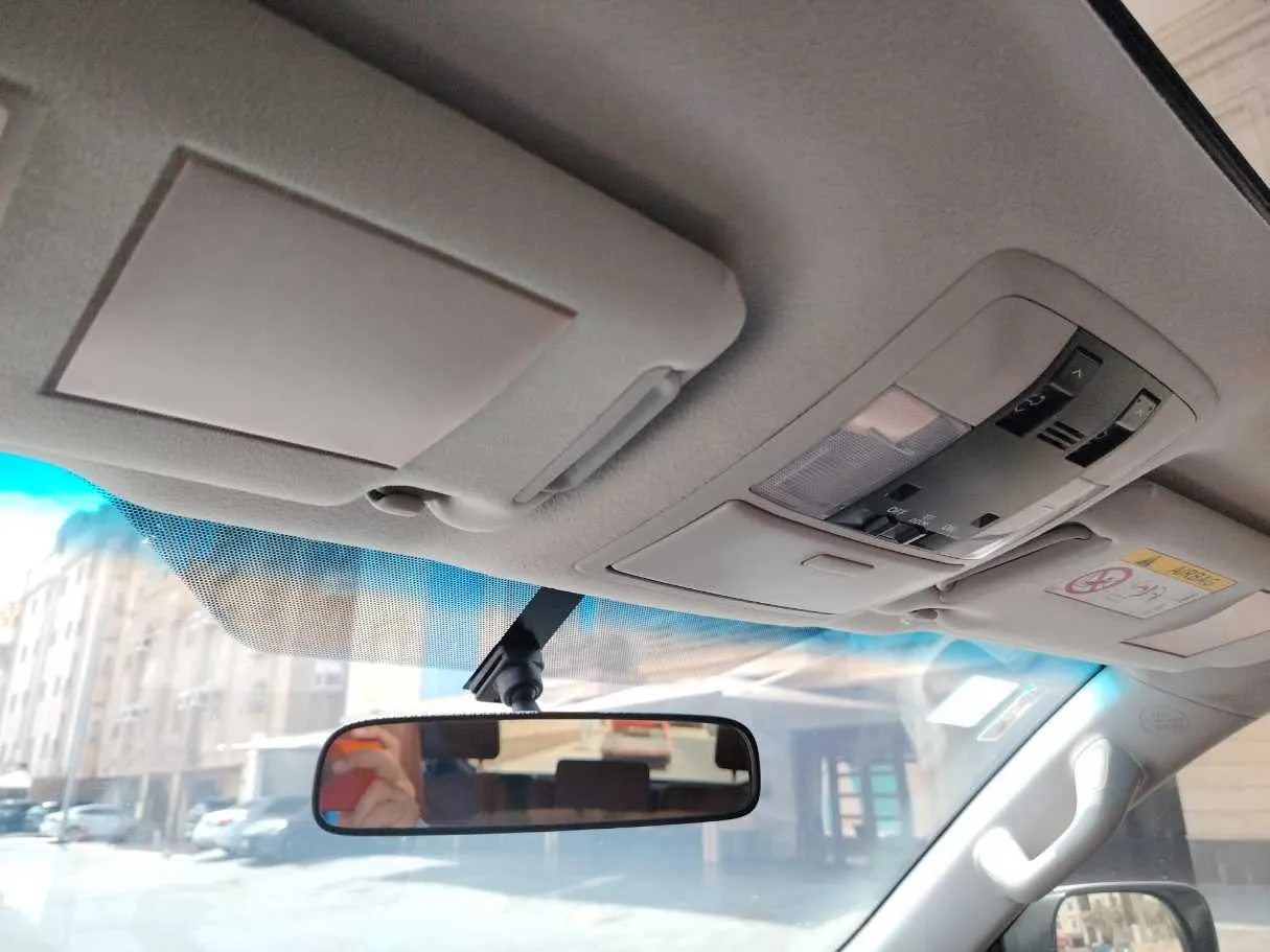 Car image 38