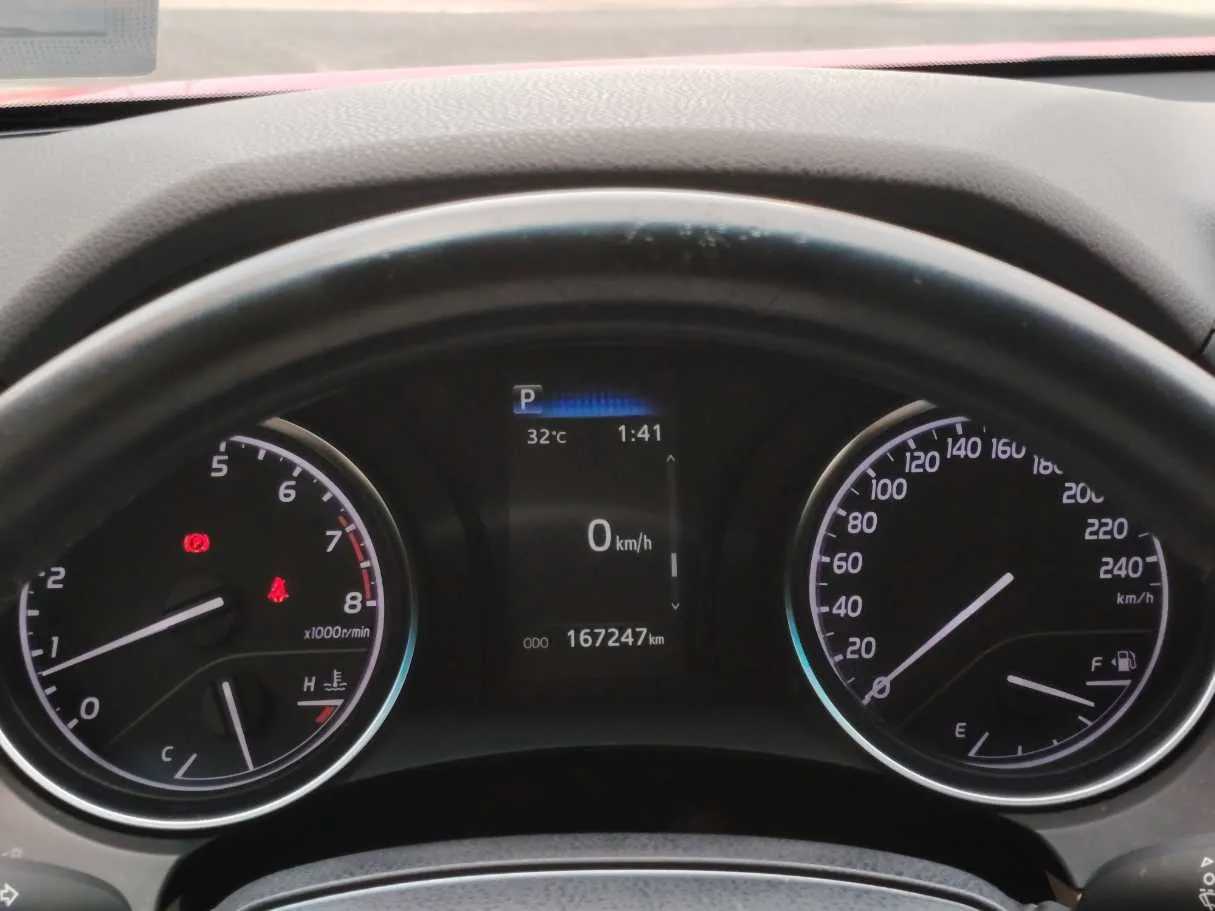 Car image 23