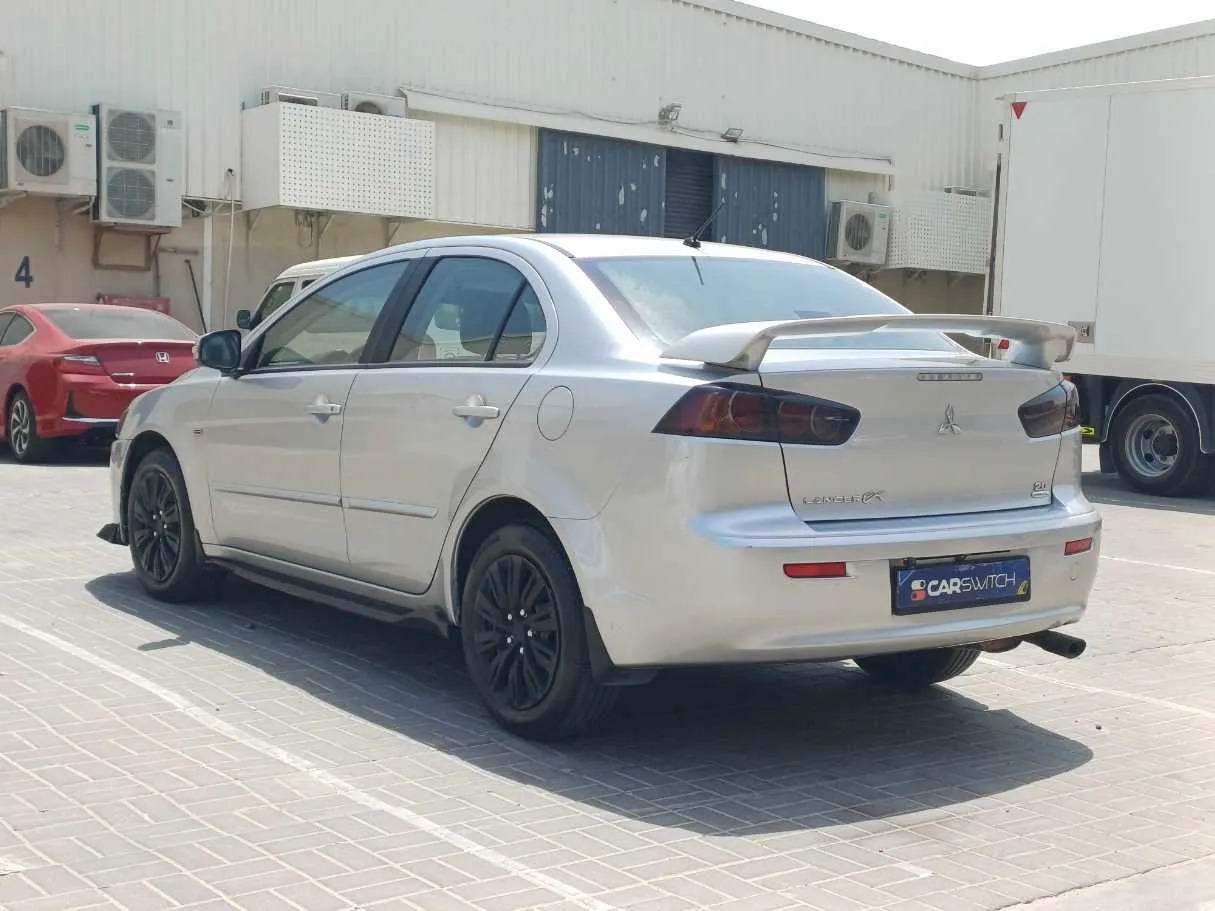 Car image 7