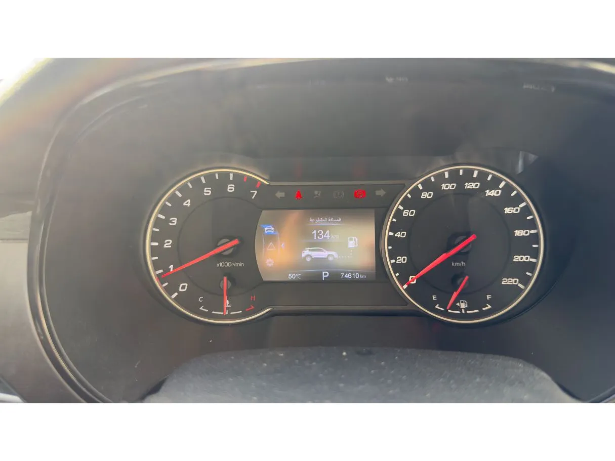 Car image 16