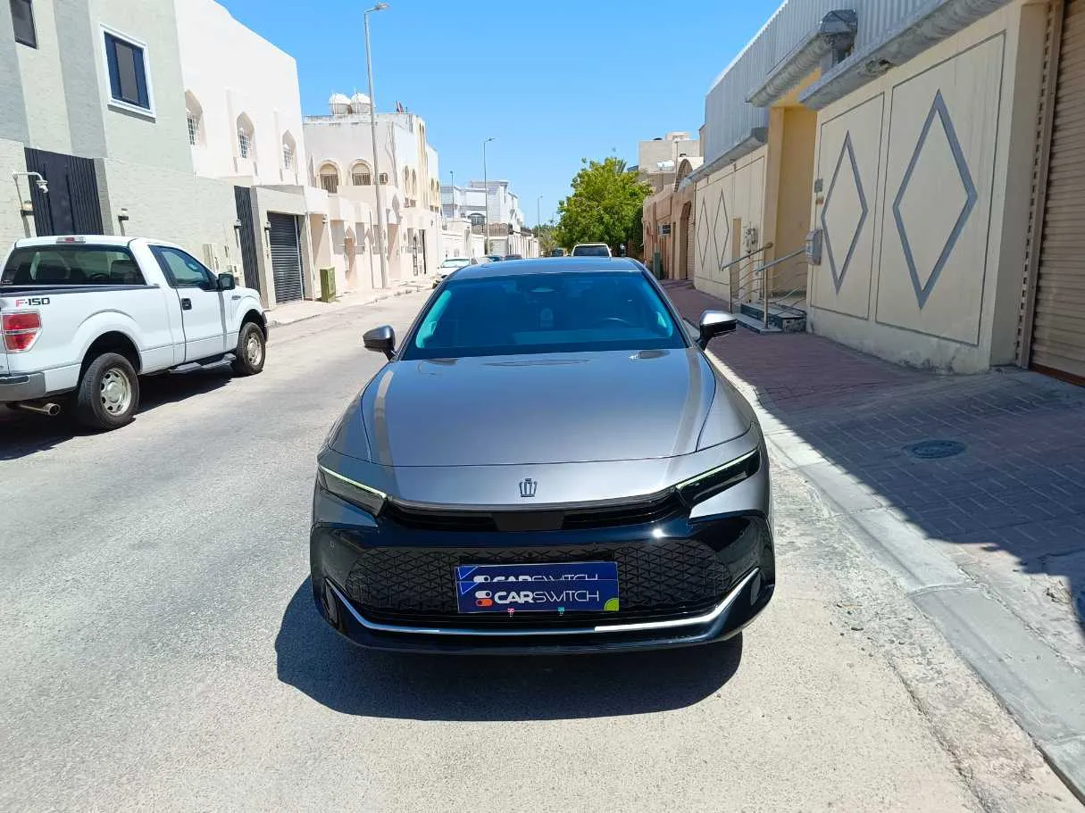 Car image 3