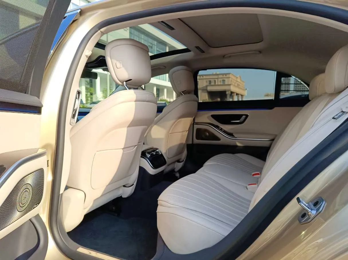 Car image 21