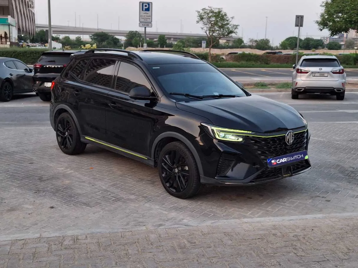 Car image 4