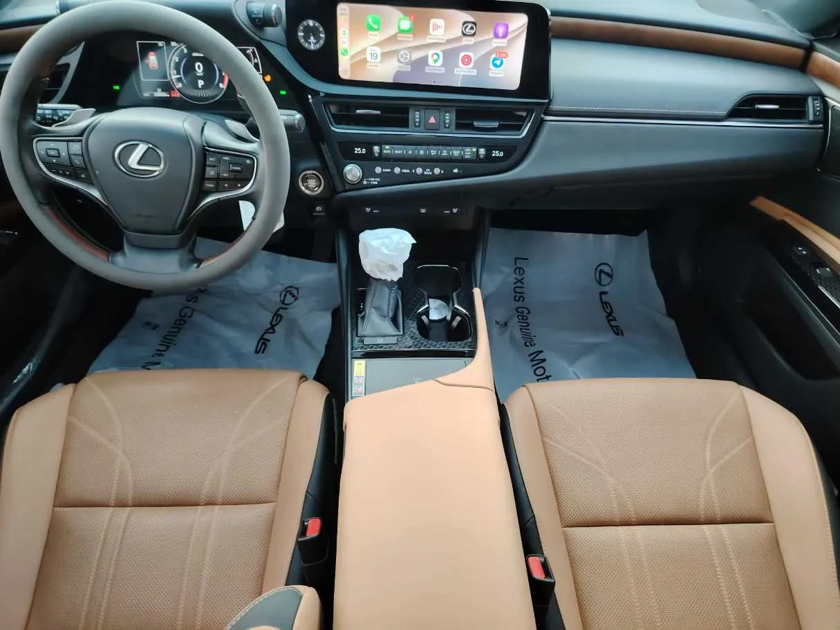 Car image 42