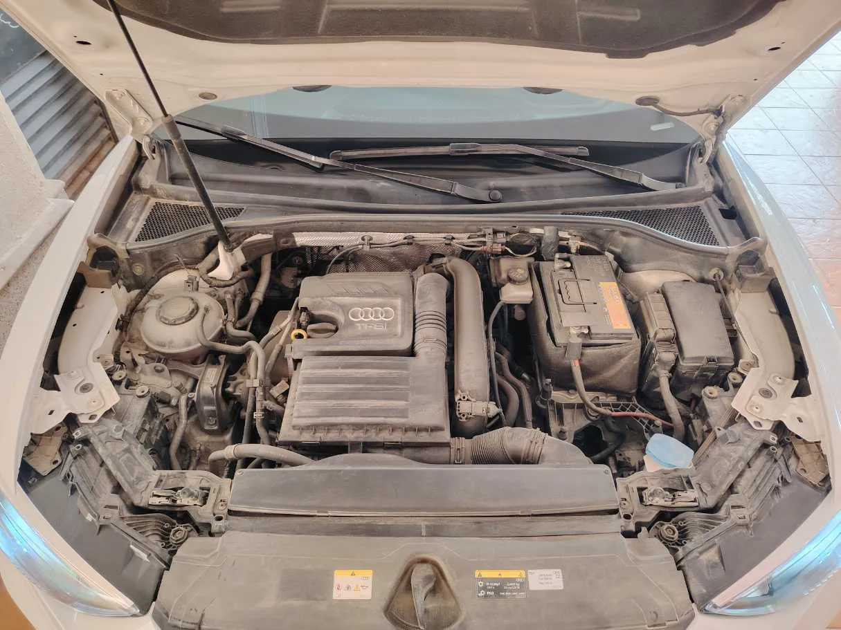 Car image 31