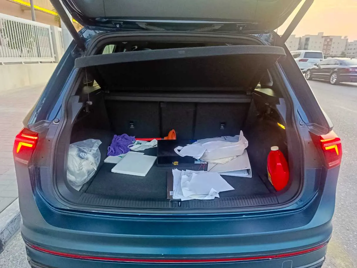 Car image 33