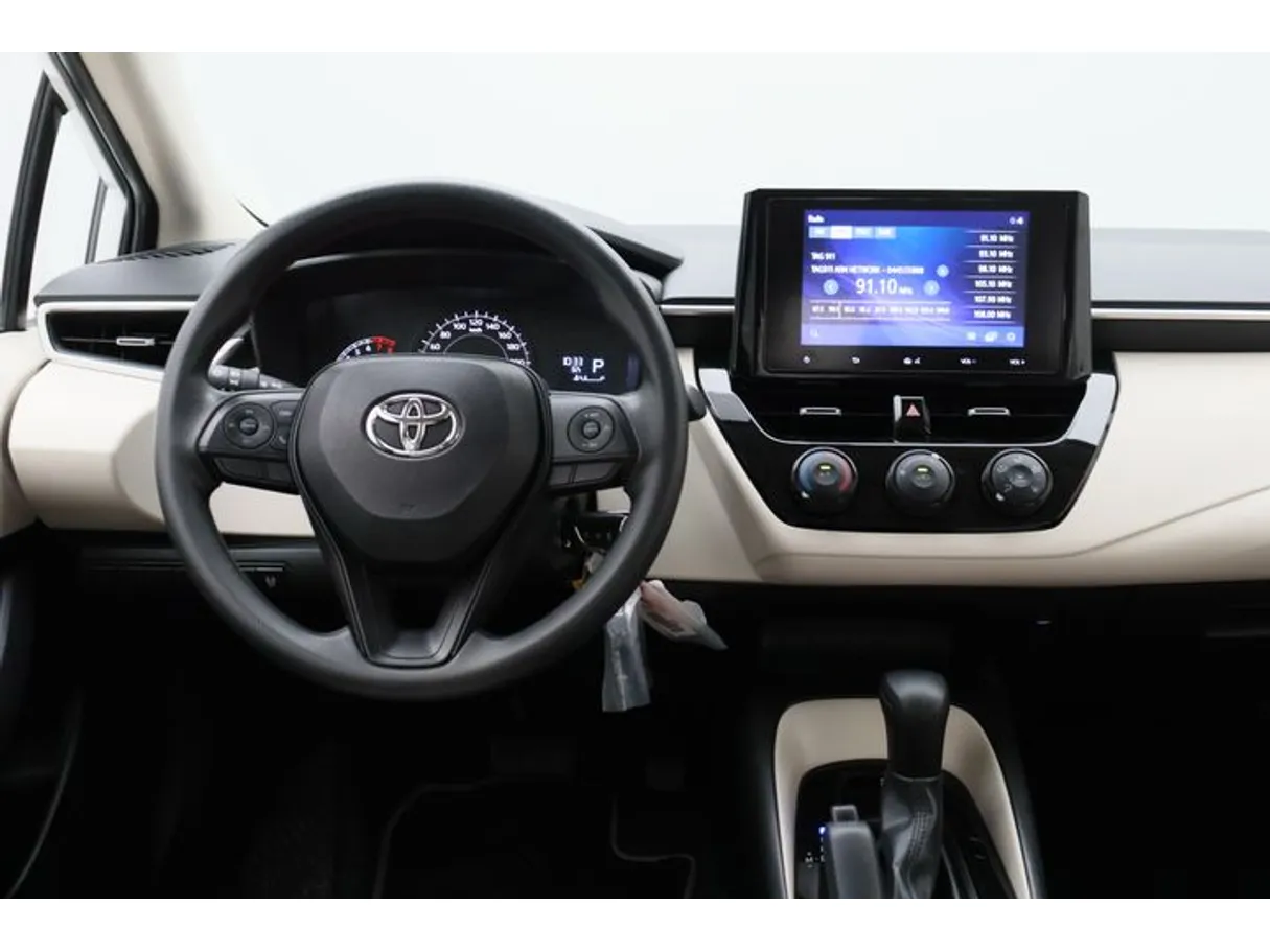 Car image 15