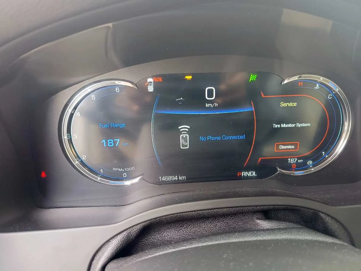 Car image 26