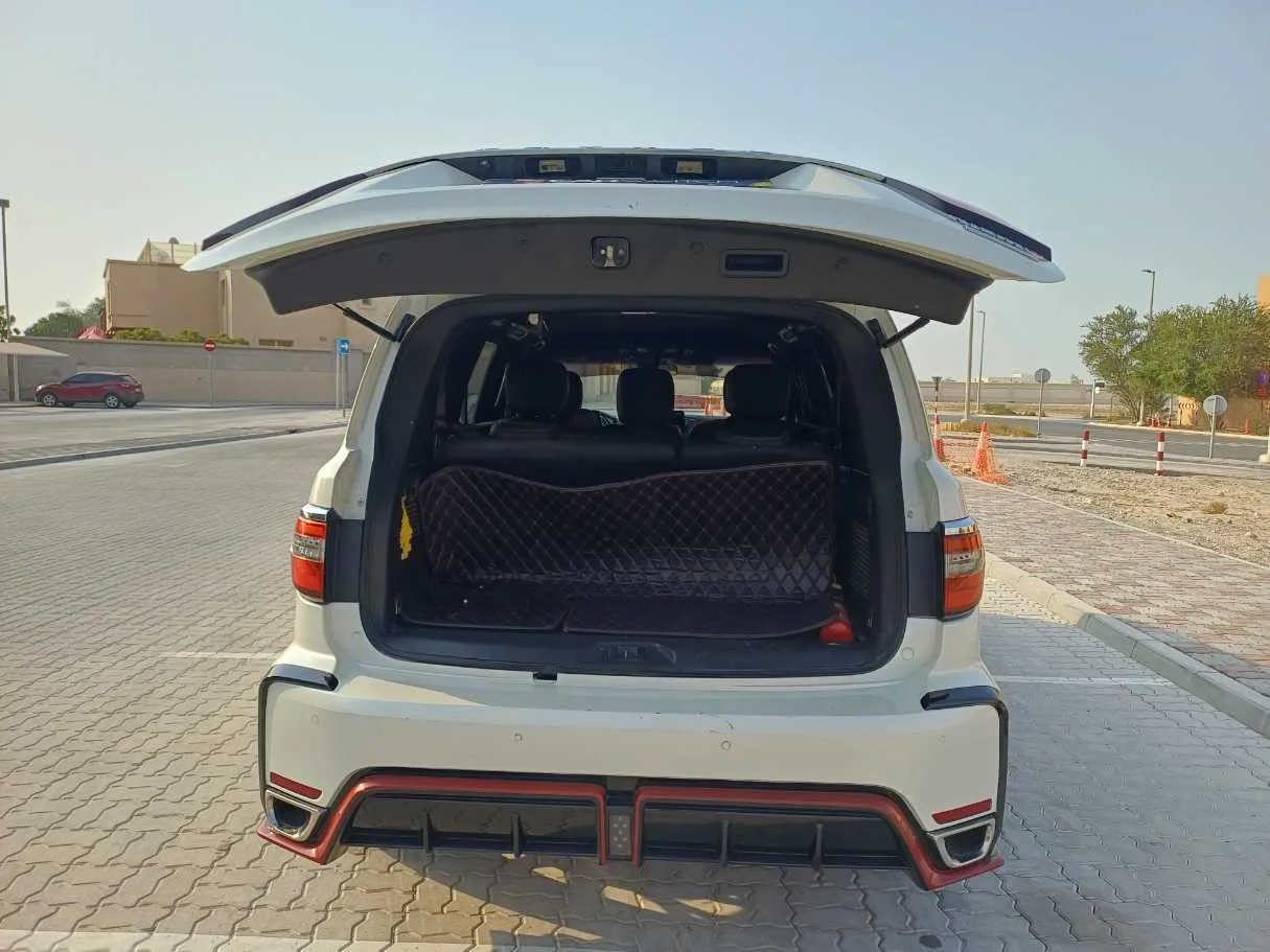 Car image 23