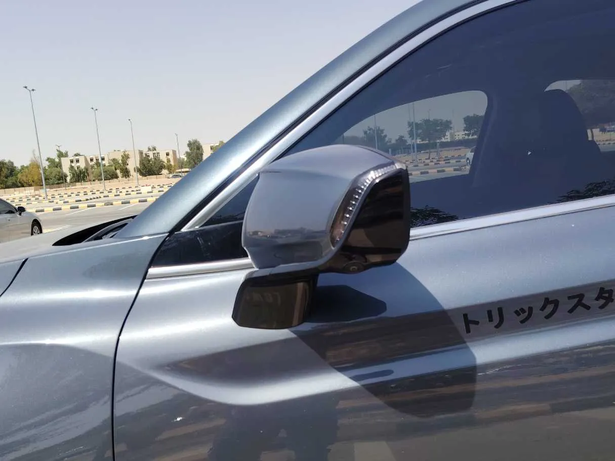 Car image 25