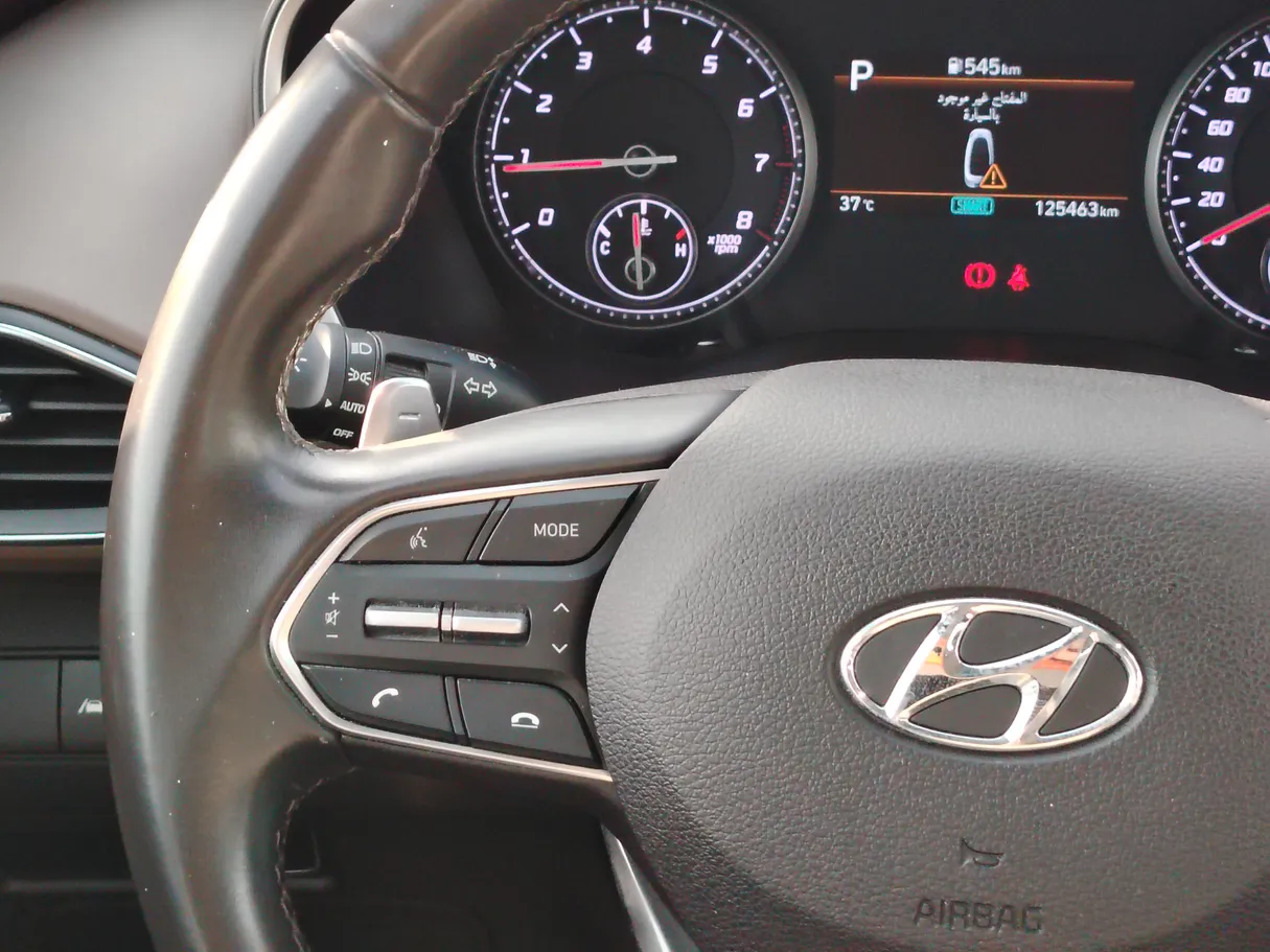 Car image 36