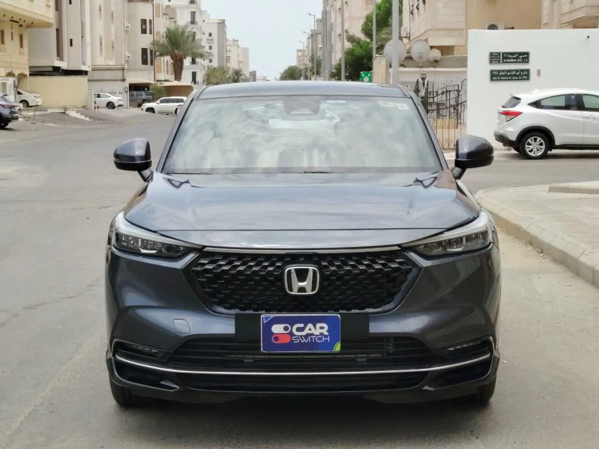 Car image 2