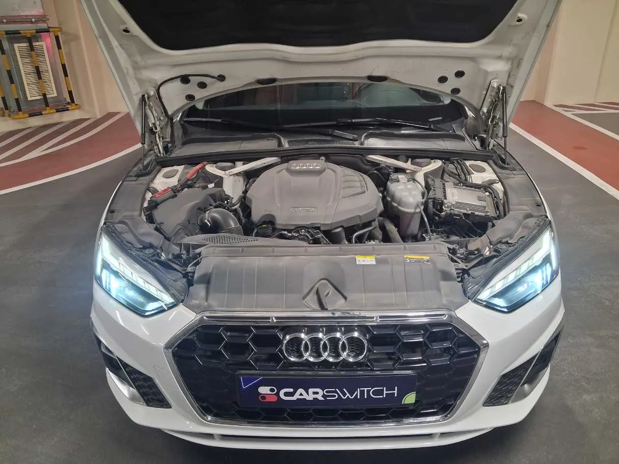 Car image 20