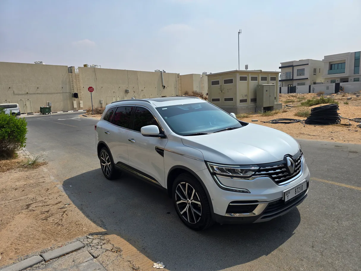 Car image 2