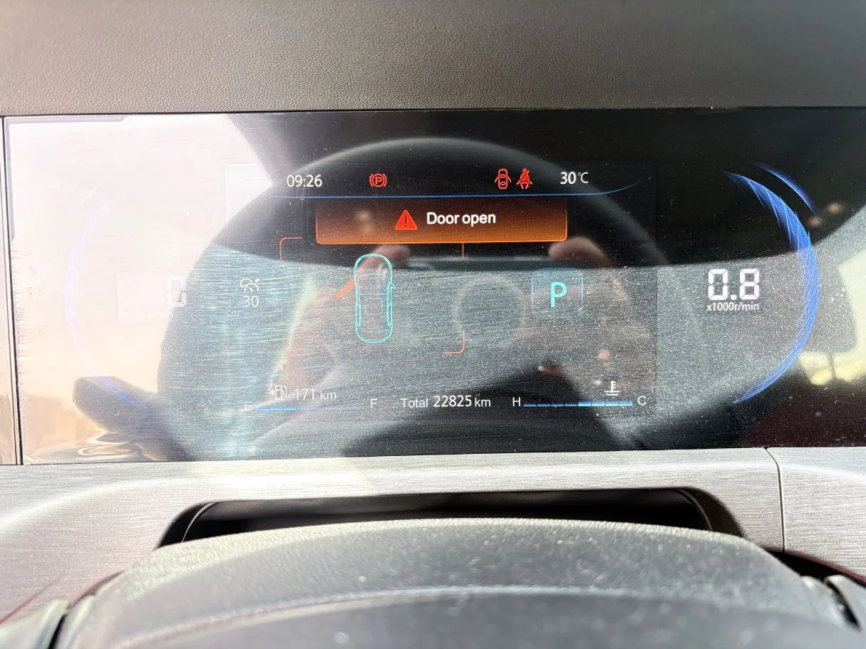 Car image 23